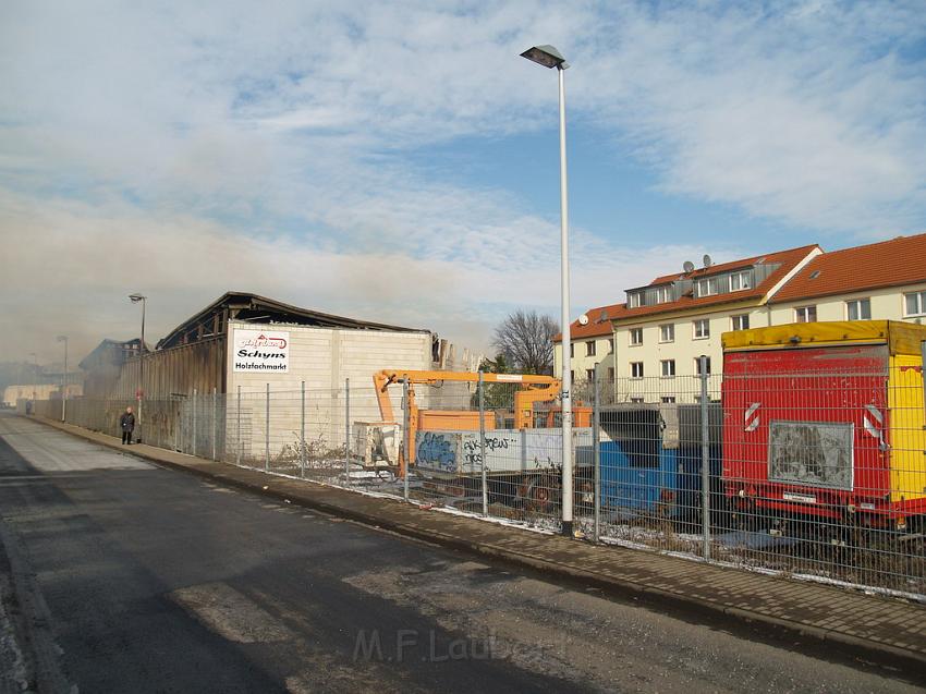 Grossbrand Holzlager Siegburg Industriestr P159.JPG